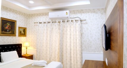 Twarita Executive Lodge and Hotel Room Type - Standard Deluxe