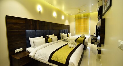 Hotel Le Grande  Room Type - Family AC Suite