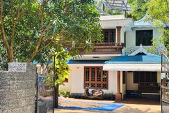 Address of Vyshnavi home stay