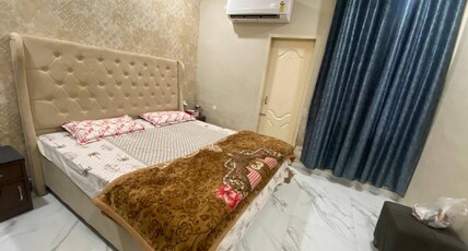 Private Room Day night use Hourly near RBU Room Type - Bedroom