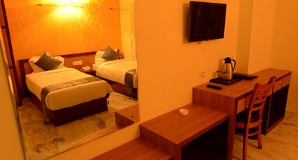 Hotel Bhargav Grand Room Type - Deluxe Room AC