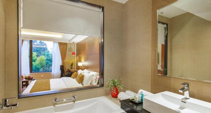 Hotel Thrive, A Tropical Courtyard Room Type - Executive Double or Twin Room