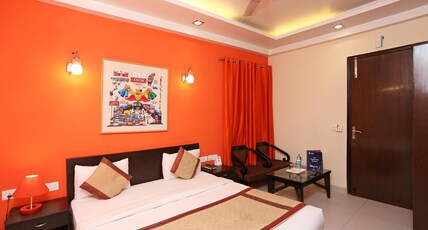 Green Lotus Sai international Room Type - Deluxe  Room with Free Wifi
