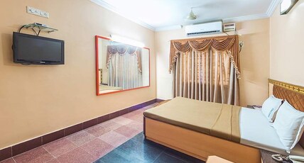 Hotel Sai Paradise Room Type - Deluxe A.C Room