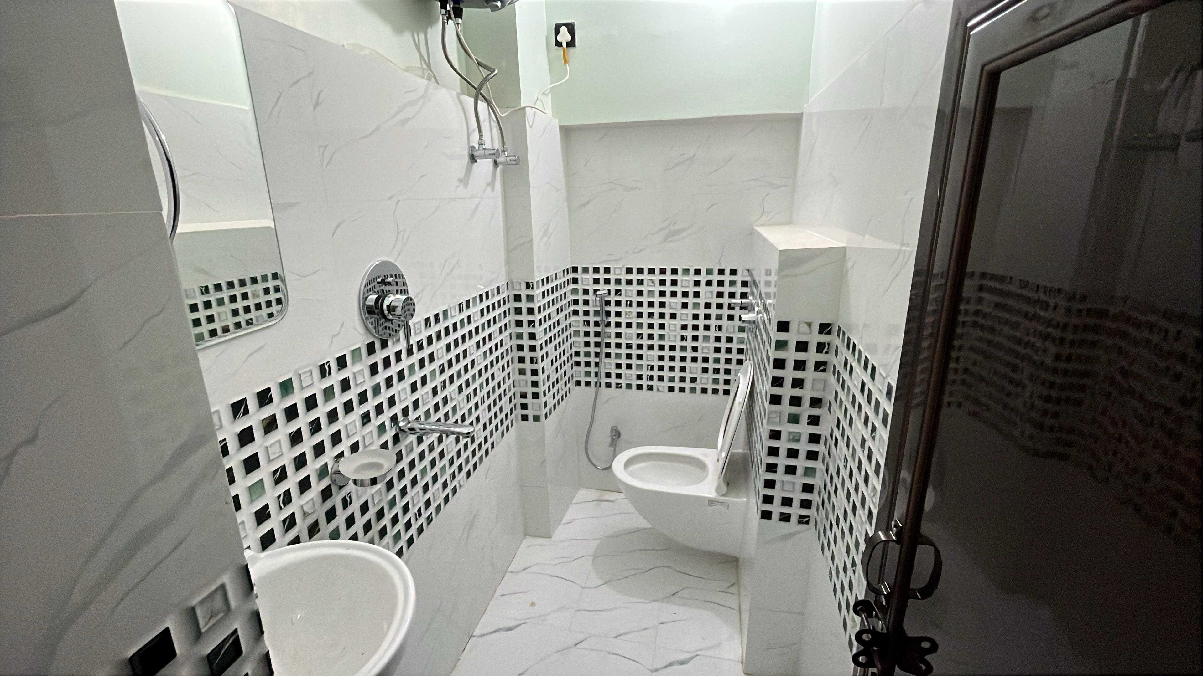 Super Hotel O Mahadev Palace - Tap to explore photos