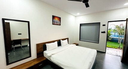 Shri Kamdhenu Resort Room Type - Deluxe Room
