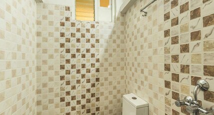 HIGHWAY GRAND RESIDENCY Room Type - Budget AC Room