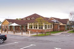 Premier Inn Warrington (A49/M62,J9)