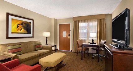 Embassy Suites Austin-Arboretum Room Type - 2 DBL STE PREM RM NONSMOK