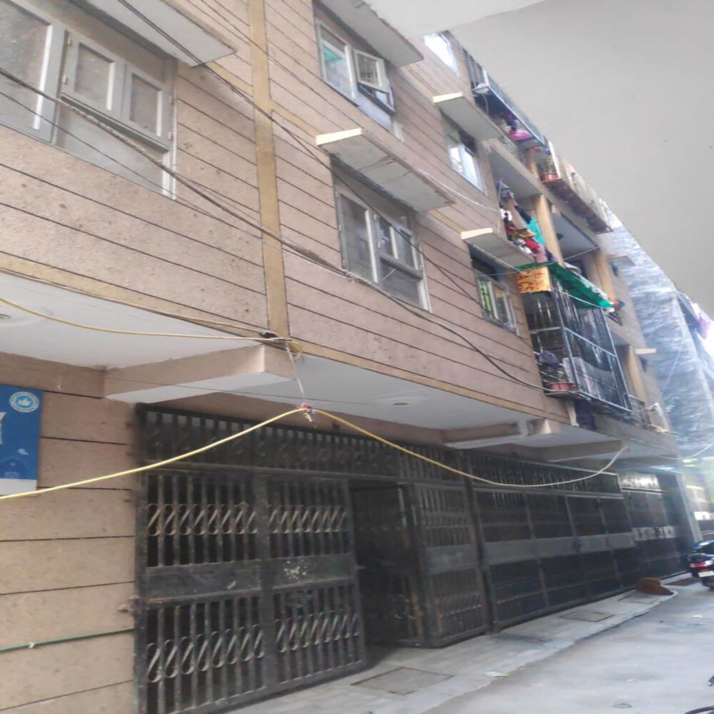 Hotel Joystick - Tap to explore photos