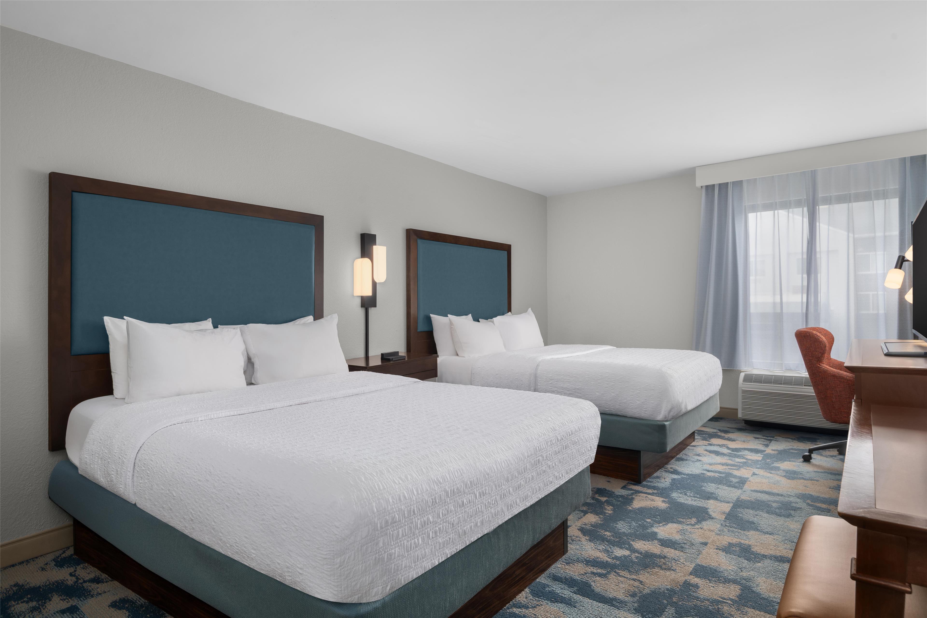 Hampton Inn Southaven - Tap to explore photos