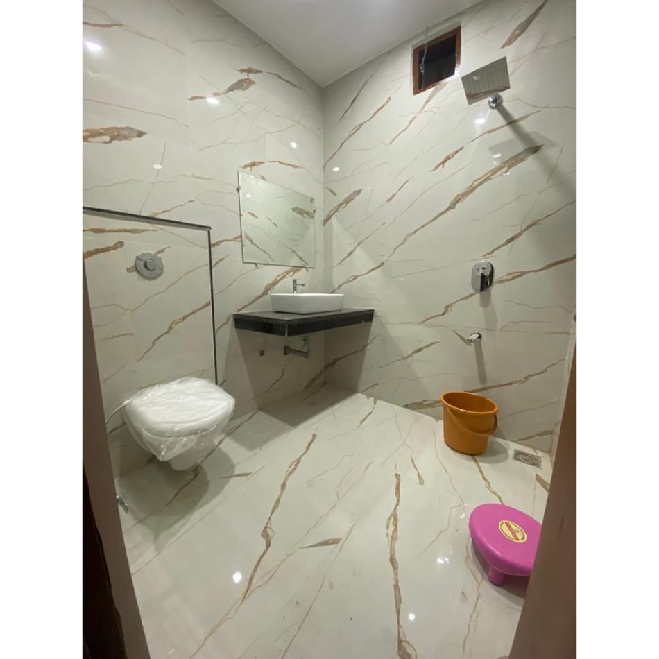 Sonu Luxury Rooms - Tap to explore photos