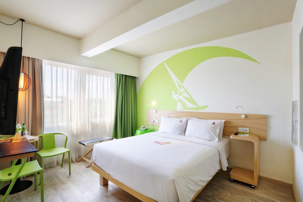 Maxone Hotel Bukit Jimbaran - Tap to explore photos