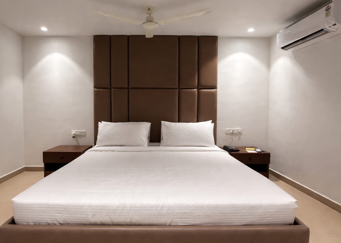 Hotel KINARA GRAND-Shamshabad - Tap to explore photos