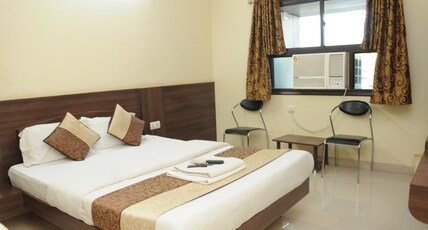 Hotel Bansi Room Type - DELUXE DOUBLE BED