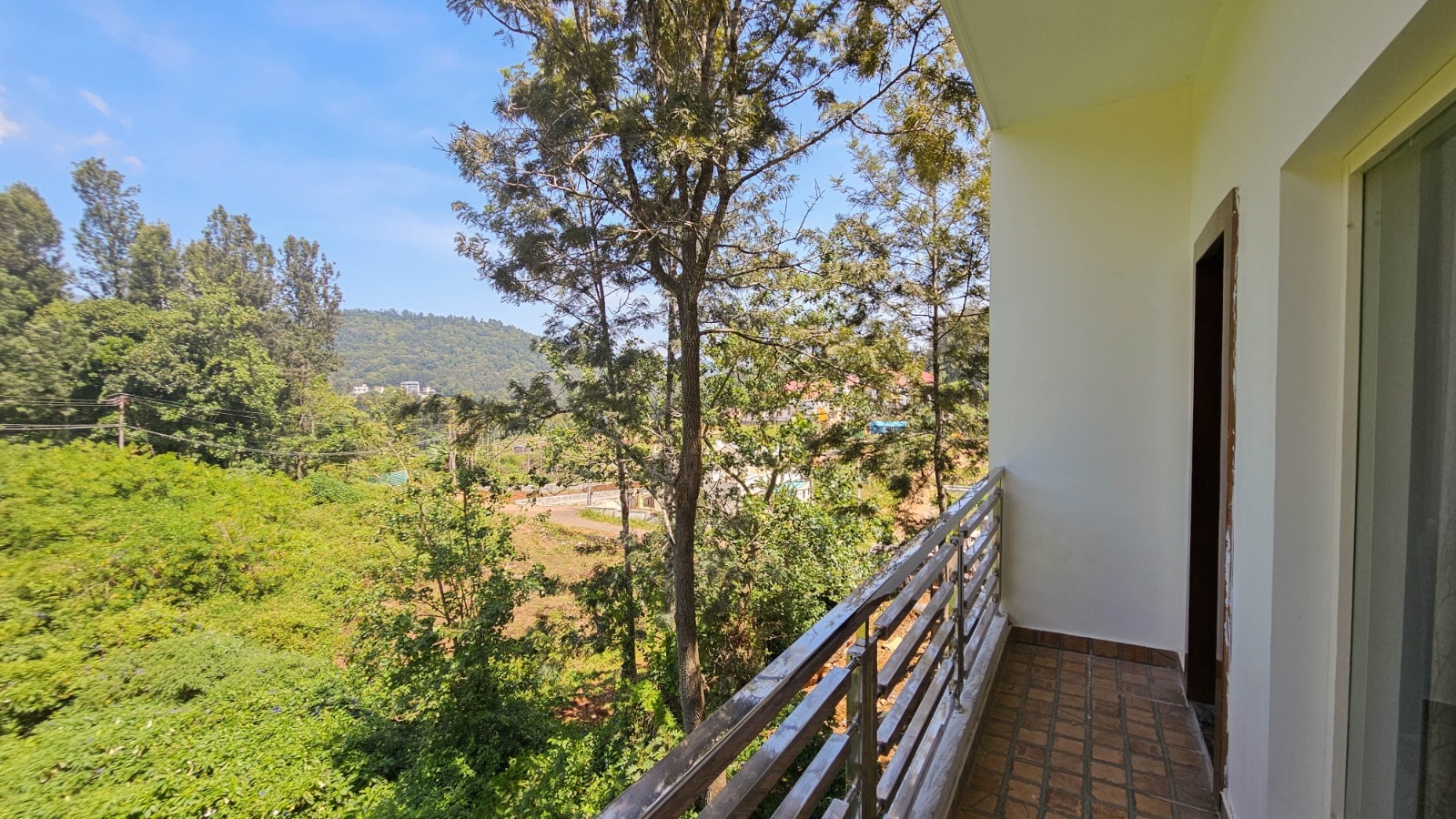 iHotels Yercaud. - Tap to explore photos