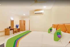 Address of Hotel Fun Regency