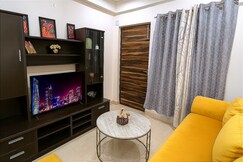 Sapphire Luxurious 3 BHK Near Lake and Golf Course