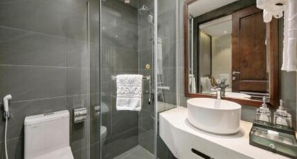 Cosmos Danang Hotel Room Type - Deluxe Double or Twin Room with City View