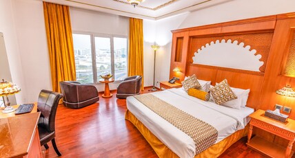 The Platinum Hotel Room Type - City View Queen Bed