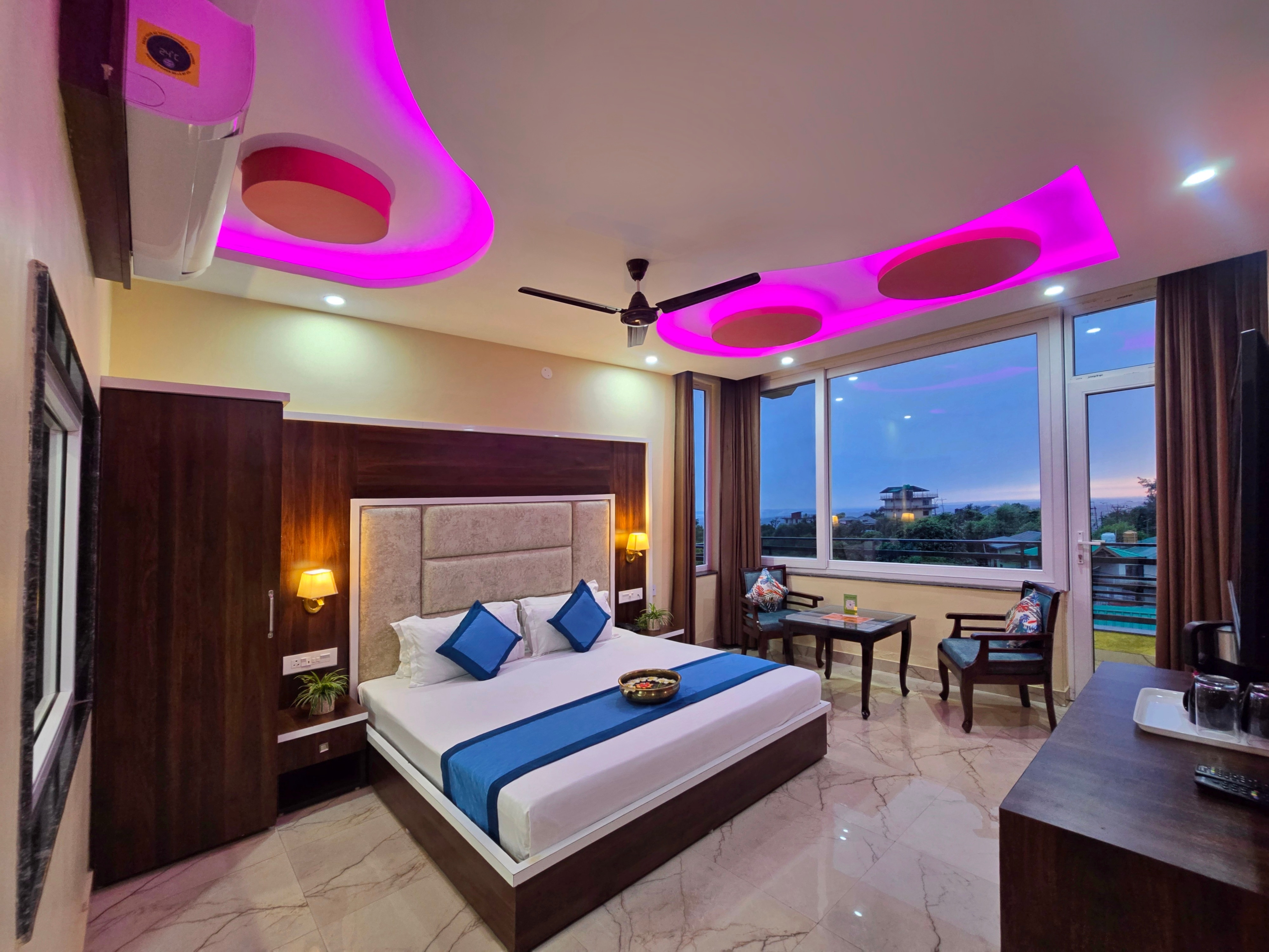 Hotel Amoda -Hotel Near Cricket Stadium - Tap to explore photos