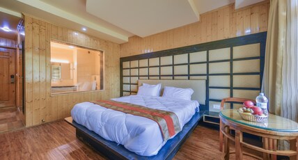 Welcome Resort Sonamarg Room Type - Premium Mountain View with Balcony