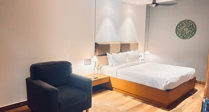 Holiday Village Room Type - Club Room