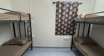 Udupi Shri Krishna Dormitory Bed Space Room Type - 1 Bed in 16-Bed Premium Dormitory (300m from Udupi Krishna Mutt Temple)