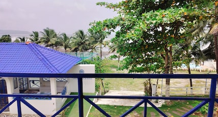 SEA BREEZE BEACH RESORT Room Type - Deluxe AC Sea Facing Couple Room with Balcony (2 Person) SEA BREEZE BEACH RESORT Room Type - Deluxe AC Sea Facing Couple Room with Balcony (2 Person)
