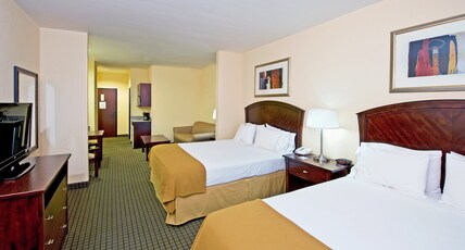 Holiday Inn Express & Suites WILLCOX Room Type - 2 Queen Suite Communications Accessible Sofa Bed Holiday Inn Express & Suites WILLCOX Room Type - 2 Queen Suite Communications Accessible Sofa Bed
