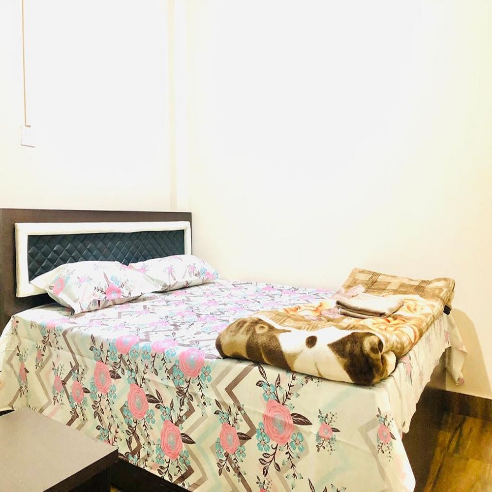 Pine Hill Comfort Stay & Restaurant - Tap to explore photos