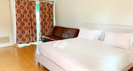 Chaophayathara Riverside Room Type - Standard room