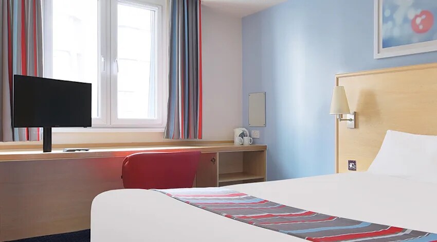 Travelodge Nottingham Riverside - Tap to explore photos