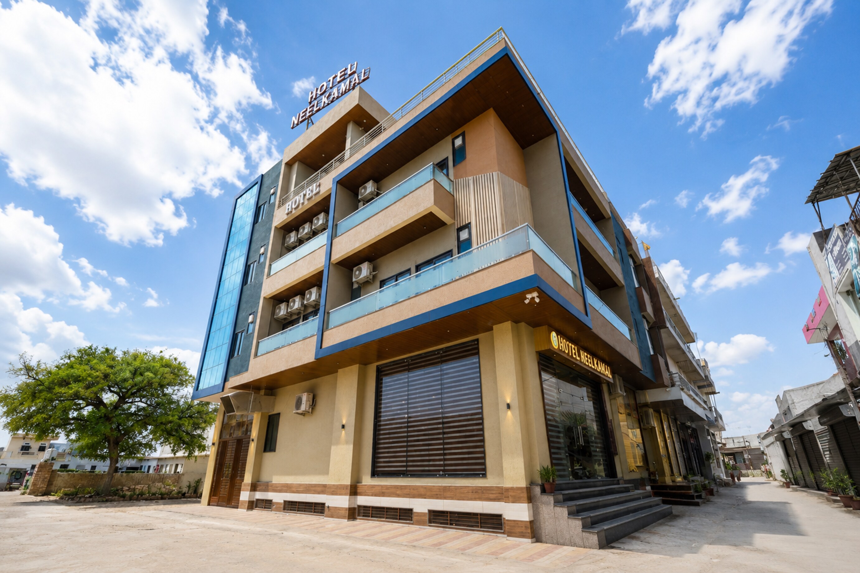 Hotel Neel Kamal. - Tap to explore photos