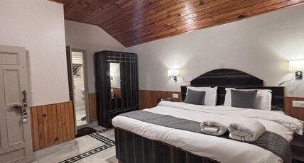 Dharamkot Outlook Room Type - Parvati House: Studio with Shared Kitchen