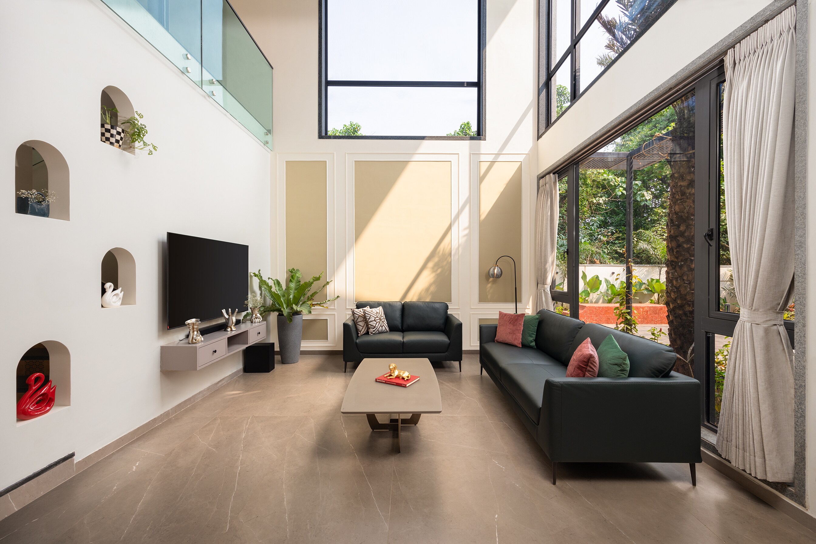 Luxe 4 BHK Villa with Pvt Pool - Tap to explore photos