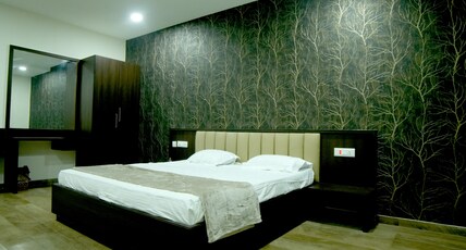 GUPTHA'S CHAYA INN Room Type - SUPER DELUXE