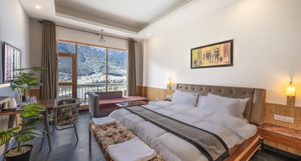 Echor Himalayan Heights Resort & Spa Room Type - Deluxe Room with Balcony (Mountain View) Echor Himalayan Heights Resort & Spa Room Type - Deluxe Room with Balcony (Mountain View)