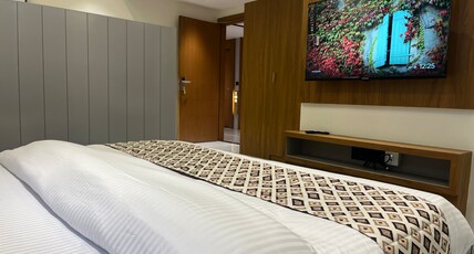 Hotel Royal Empire Room Type - Royal Suite Room