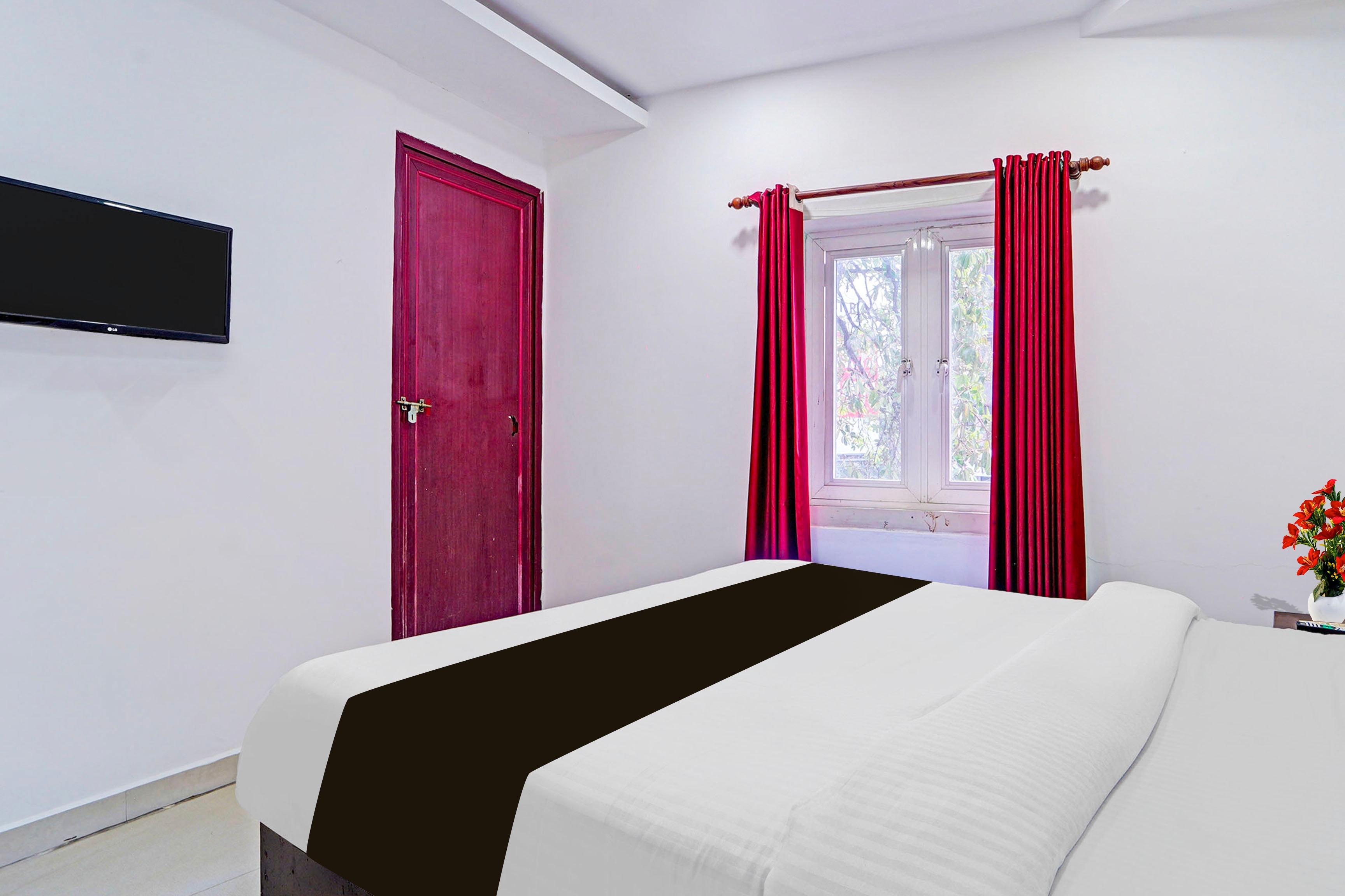 Hotel O Malabar Plaza - Tap to explore photos