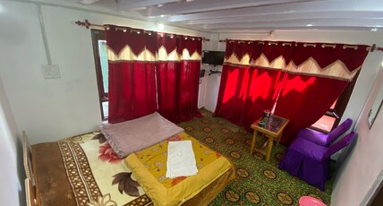 Angel's Inn Pahalgam Room Type - Double Bed Deluxe