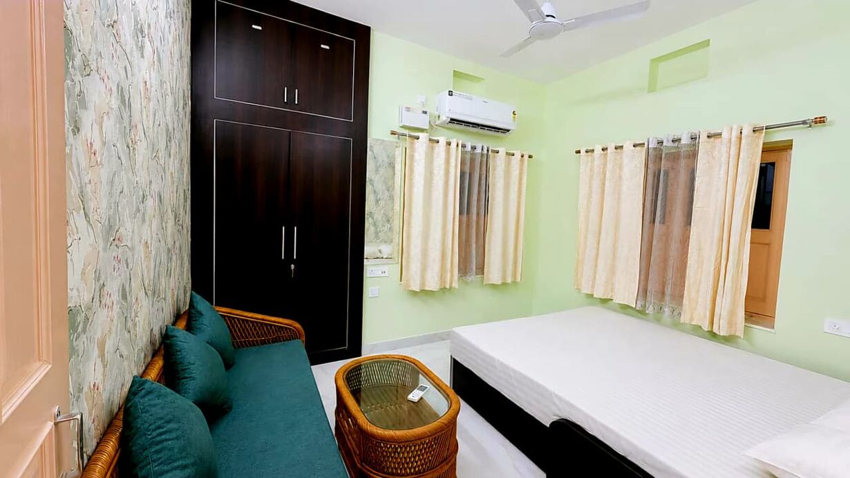 R S Homestay - Tap to explore photos