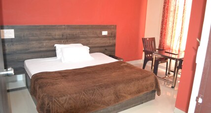 Hotel Shree Ram Room Type - Deluxe Ac Room Hotel Shree Ram Room Type - Deluxe Ac Room