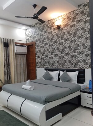 GPS Guest House- Kaithal - Tap to explore photos