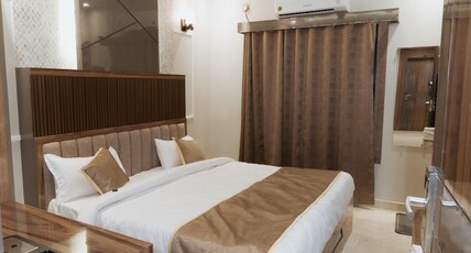 Hotel Star Delight Room Type - Deluxe Room