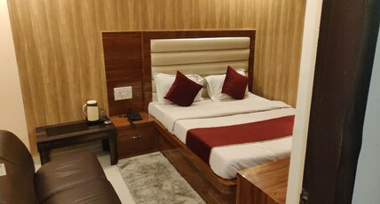 Hotel KBS Room Type - Deluxe
