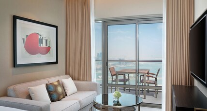 Hilton Doha The Pearl Room Type - KING SUPERIOR STUDIO BLCNY