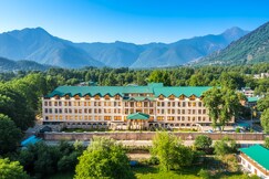 Hotel The Dewan by Royal NaQash