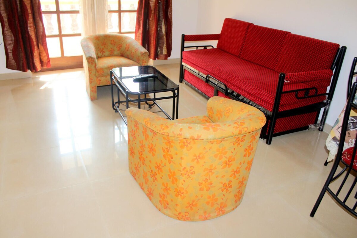 Superb 1 BHK With Wi-Fi Near Candolim Beach - Tap to explore photos