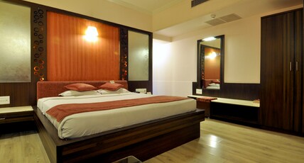 Hotel Royal Highness Room Type - Suite Room